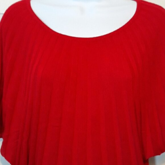 Express red top - Picture 2 of 8